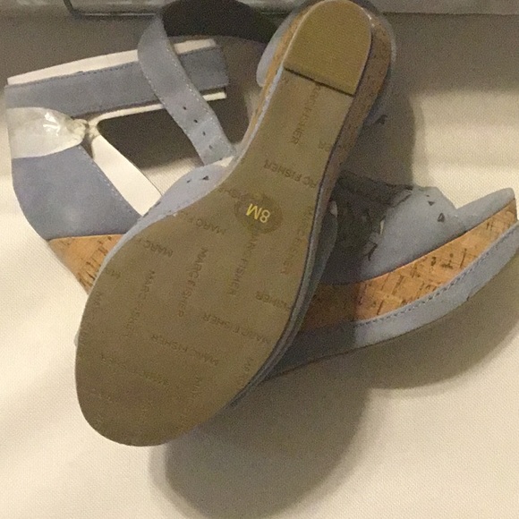 Heeled wedge sandals - Picture 4 of 4